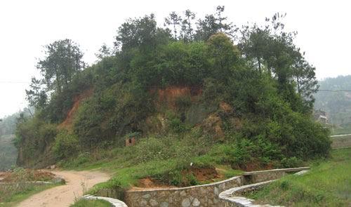 亚洲首富-李嘉诚祖坟风水格局_祖坟风水怎么选_祖坟风水影响几代人