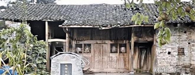 “门前坟，房后水”——中国古代风水风水学说